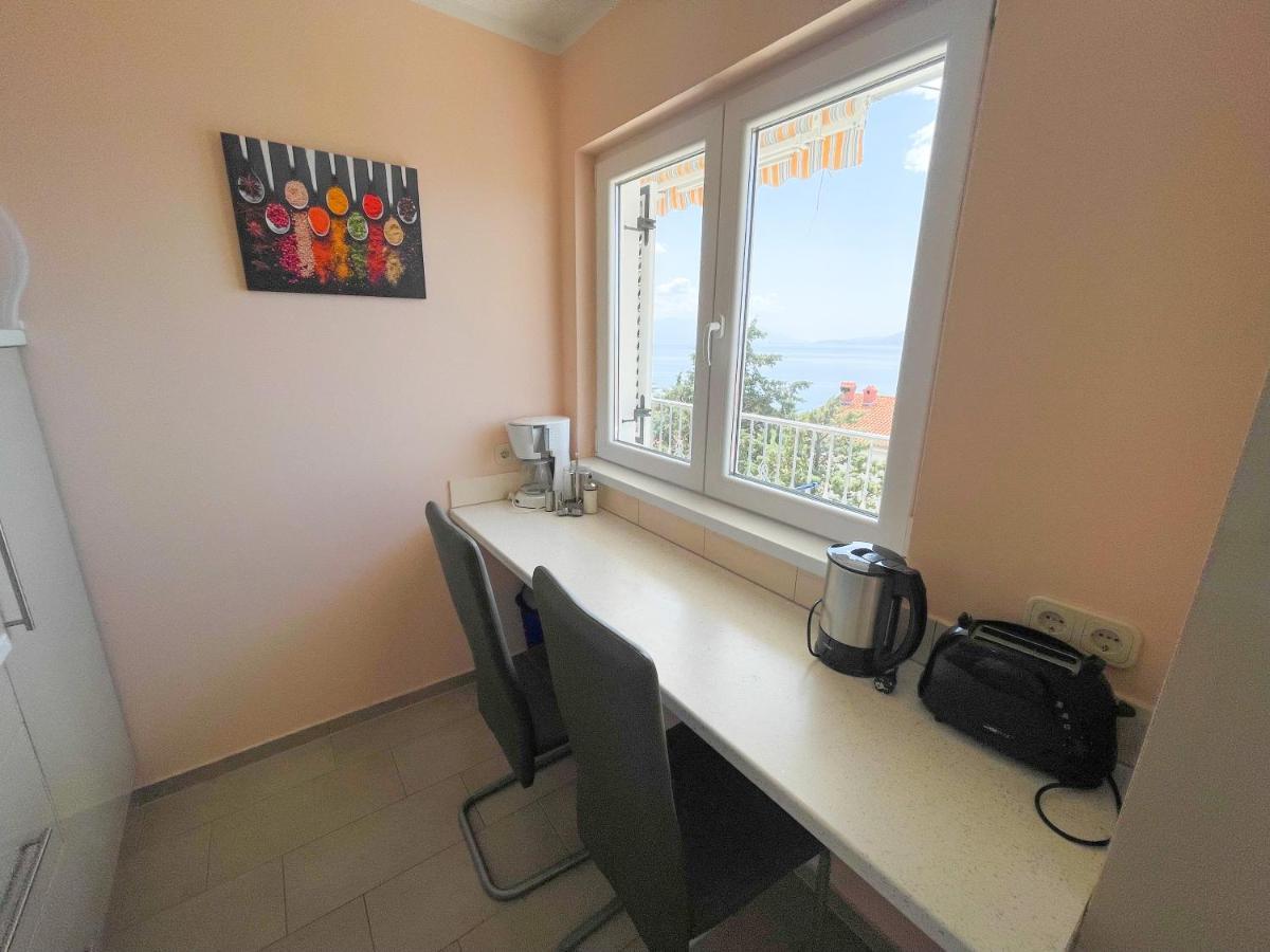 Apartments Sams Novi Vinodolski Extérieur photo