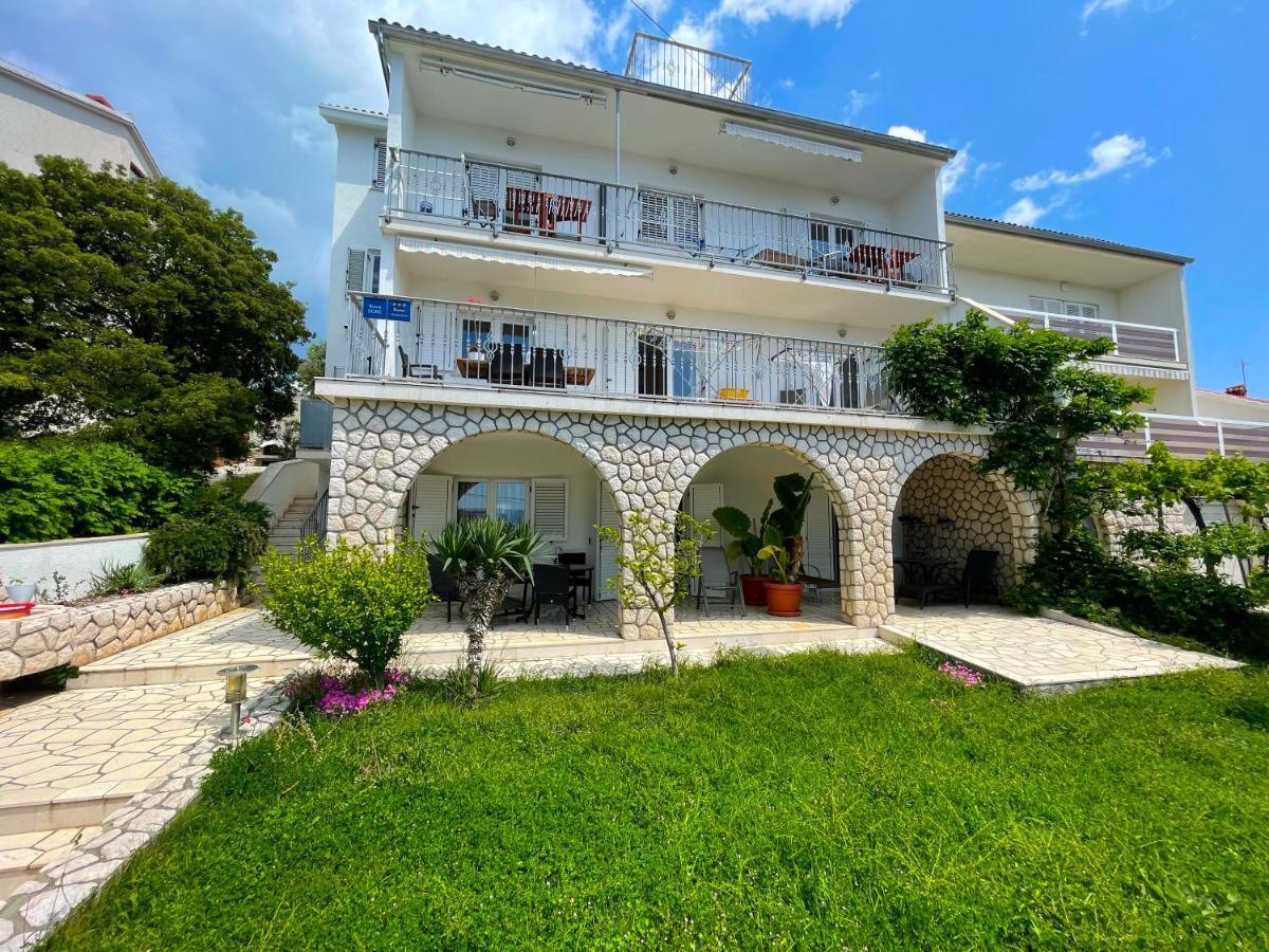 Apartments Sams Novi Vinodolski Extérieur photo