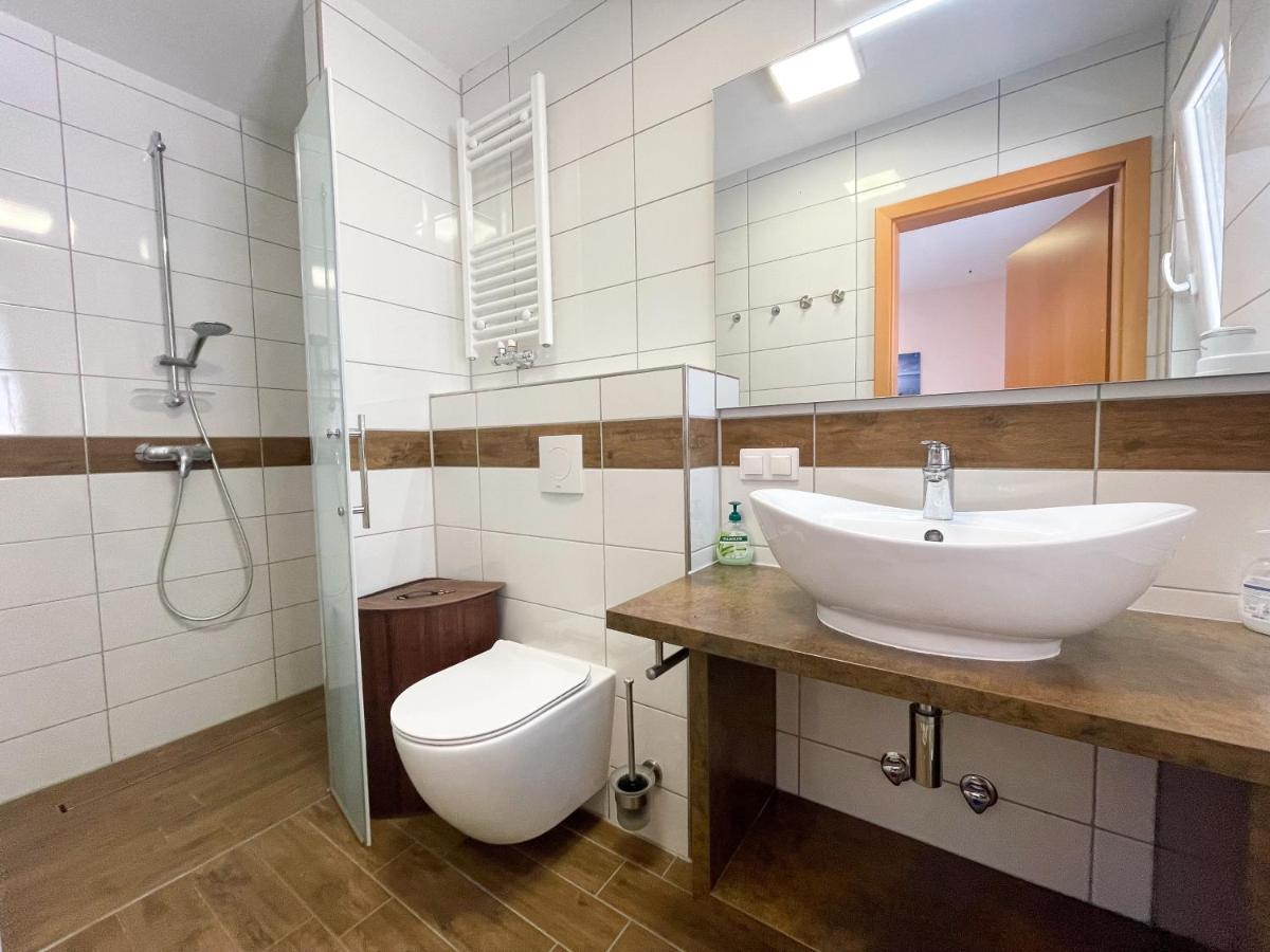 Apartments Sams Novi Vinodolski Extérieur photo