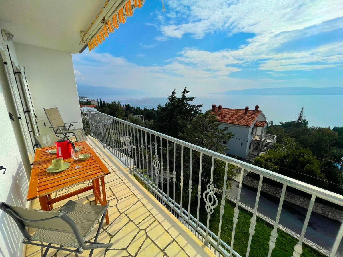 Apartments Sams Novi Vinodolski Extérieur photo