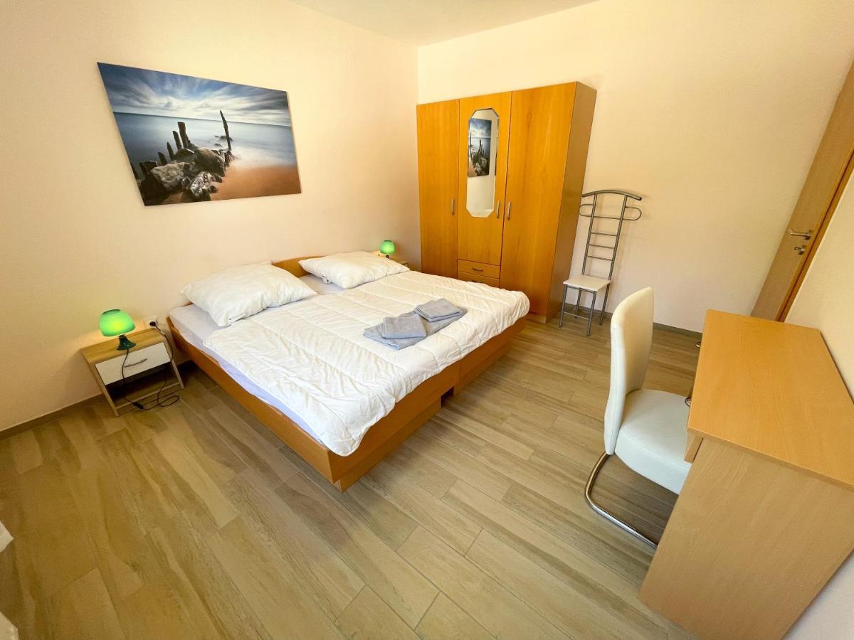 Apartments Sams Novi Vinodolski Extérieur photo