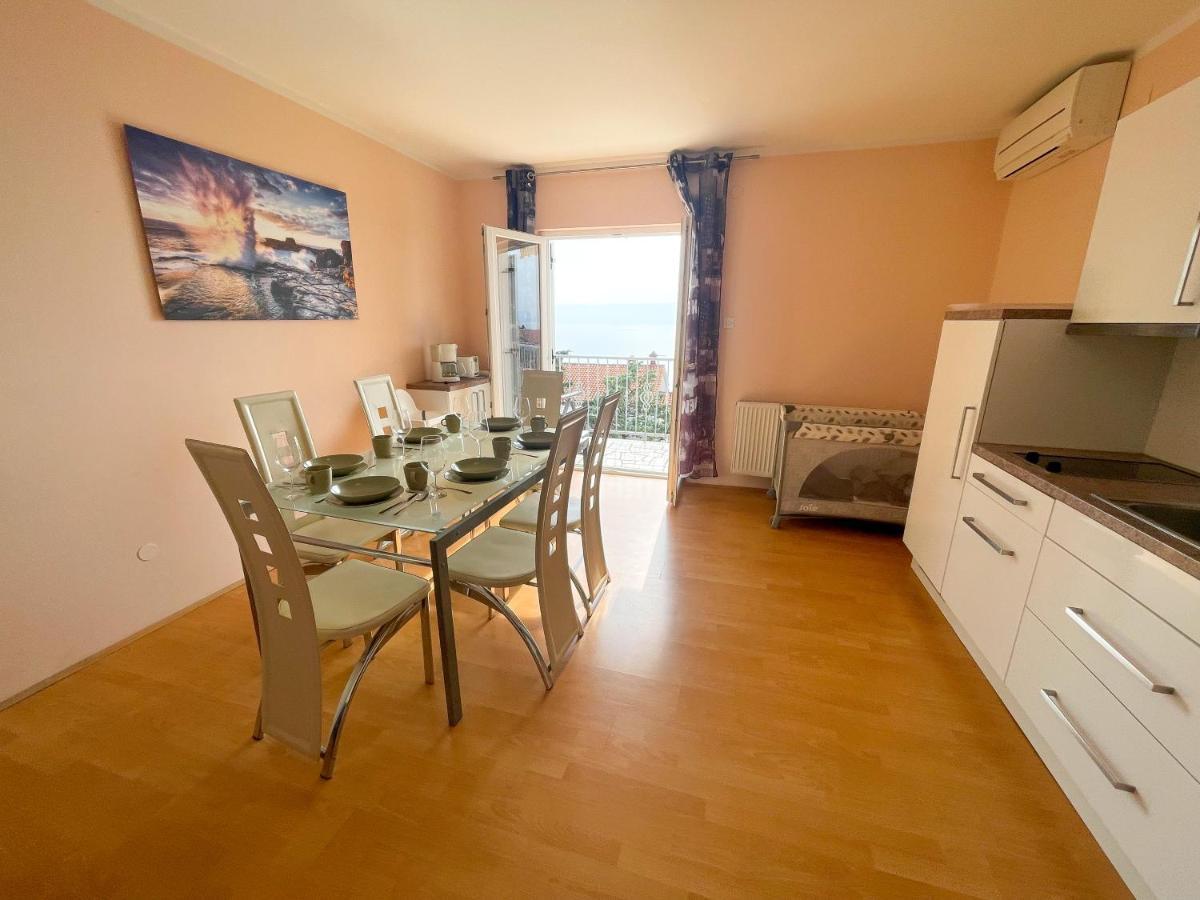 Apartments Sams Novi Vinodolski Extérieur photo