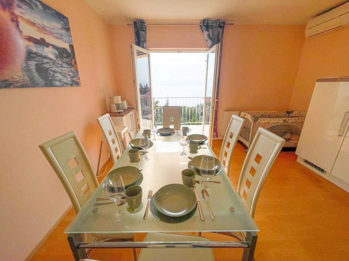 Apartments Sams Novi Vinodolski Extérieur photo